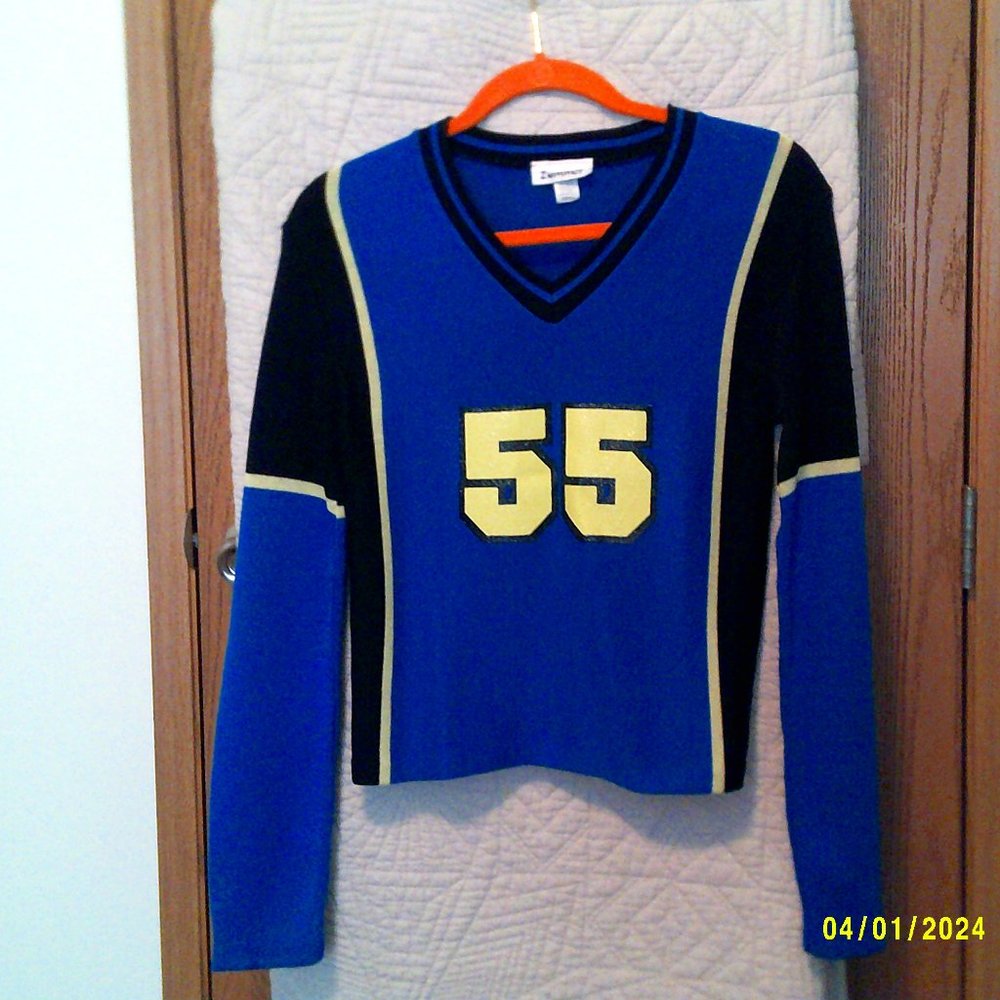 Small Zummer sweater .NWOT